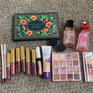 Huge beauty bundle 17 pieces!!